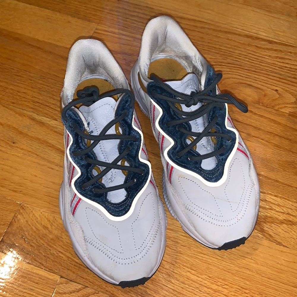 Adidas sneakers chunky